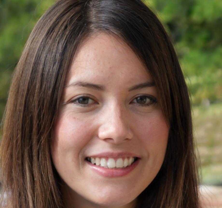 Emma Rodriguez - Financial Planning Specialist